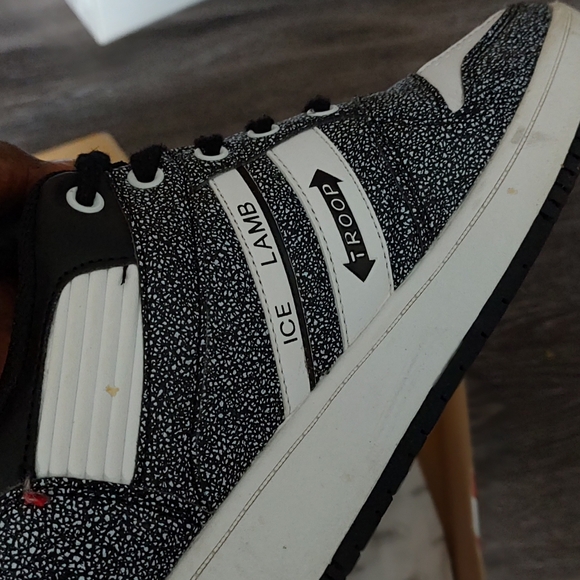 Troop ice lamb size 11 shoes - Picture 4 of 9